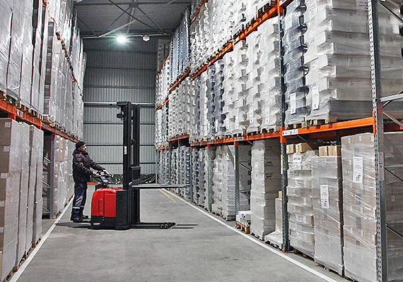 sklad-stellazh.jpg sklad-stellazh.jpg