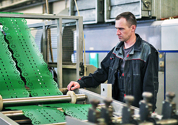 Extruzionnaya_dlya_polotna-03.jpg Extruzionnaya_dlya_polotna-03.jpg